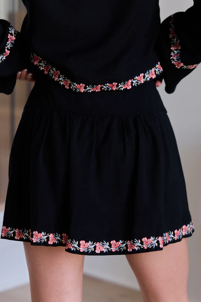 Celeste Black Floral Border Skirt - Image 4