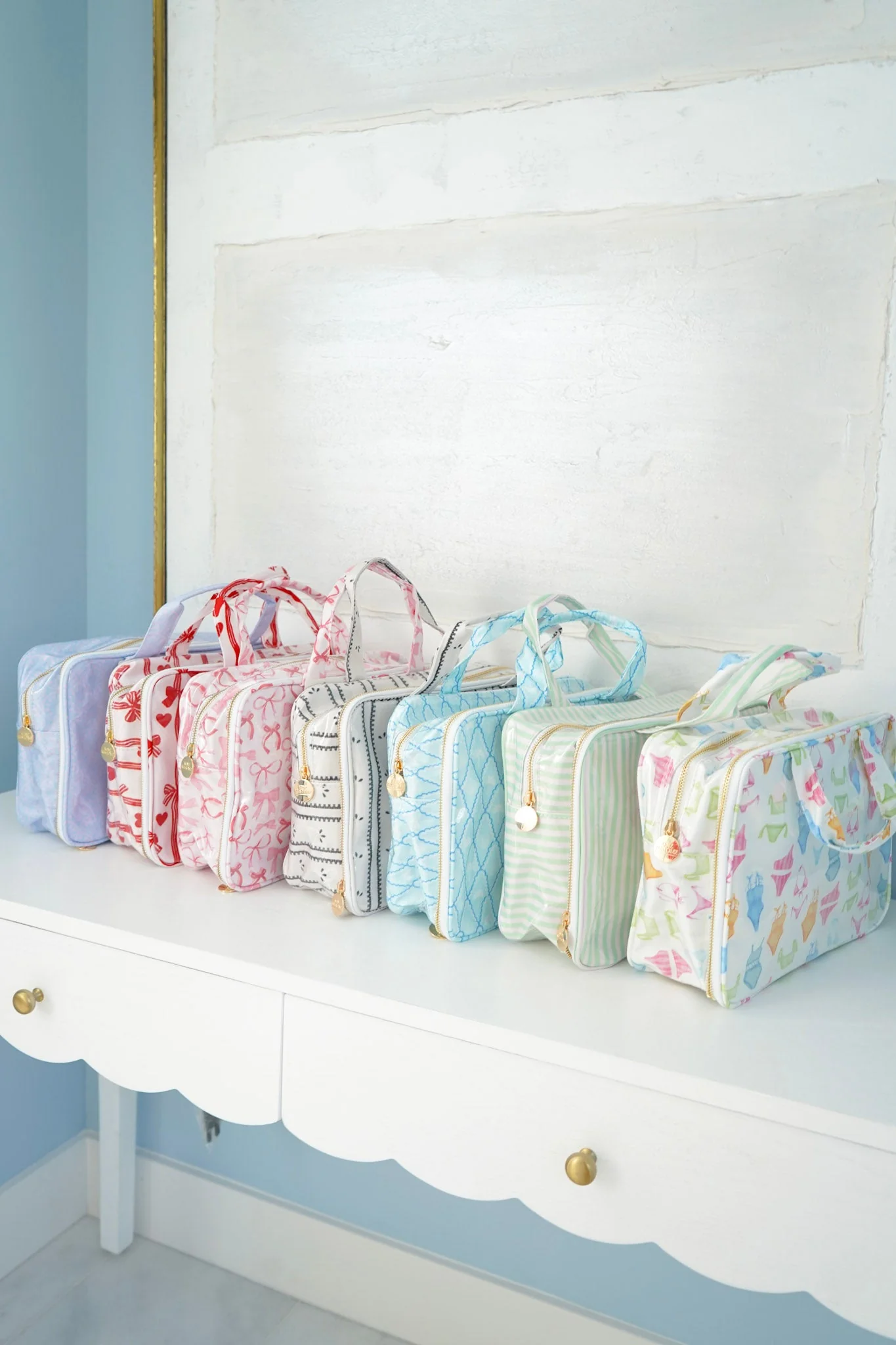 KenzKustomz Clear Coat Toiletry Case - Image 15