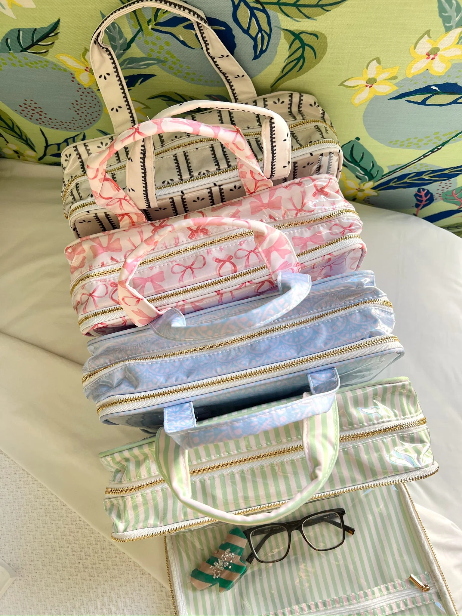 KenzKustomz Clear Coat Toiletry Case - Image 30
