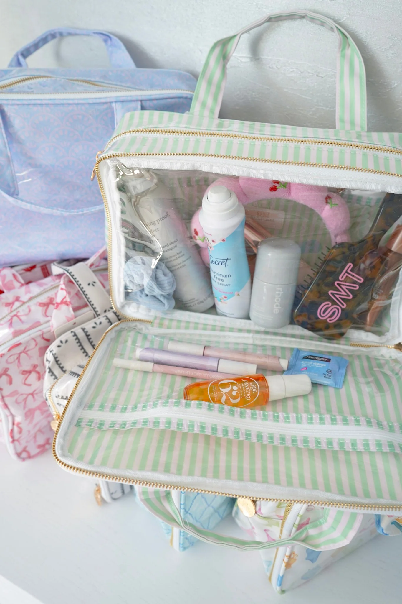 KenzKustomz Clear Coat Toiletry Case - Image 60