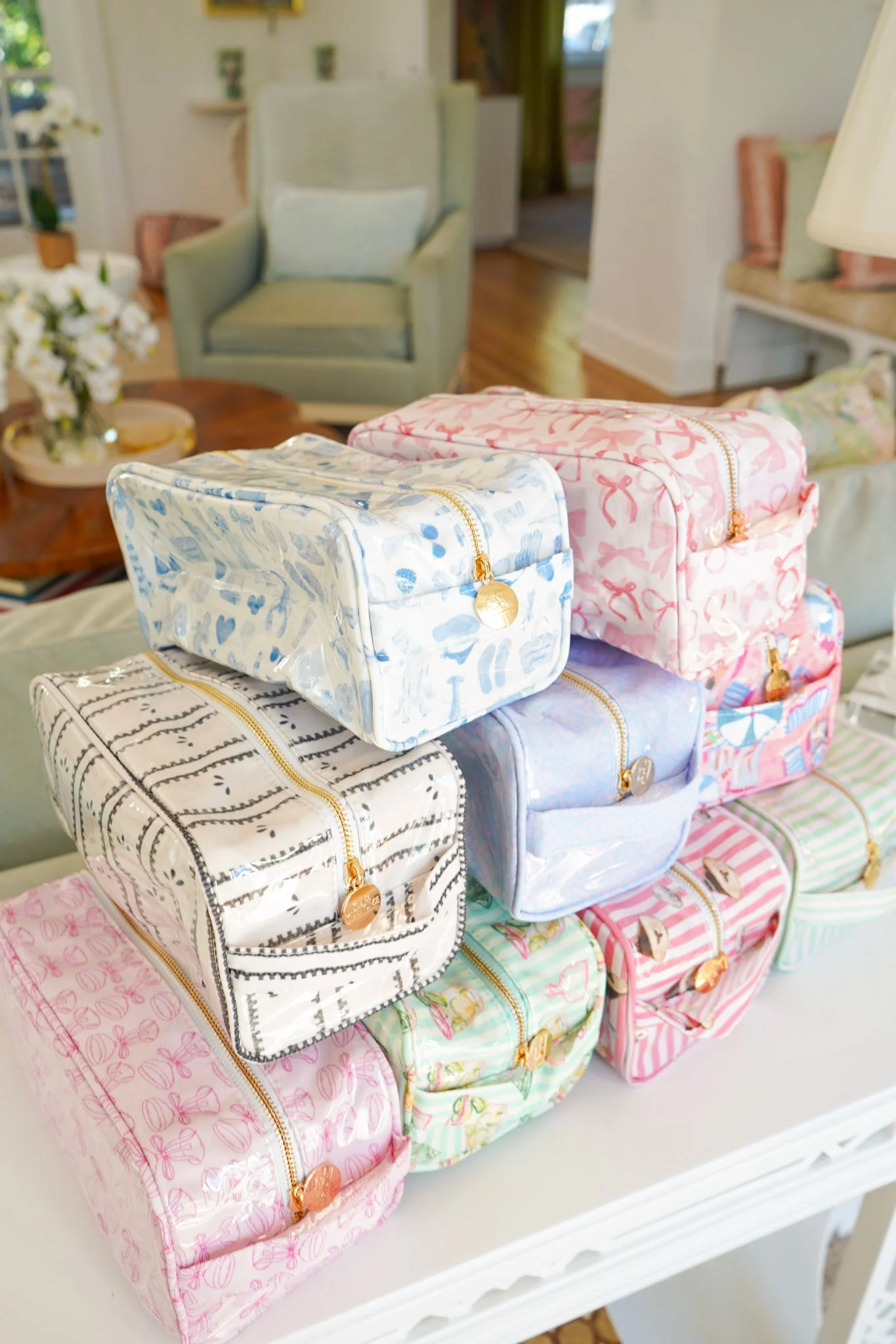 KenzKustomz Clear Coat Toiletry Dopp Kit - Image 12
