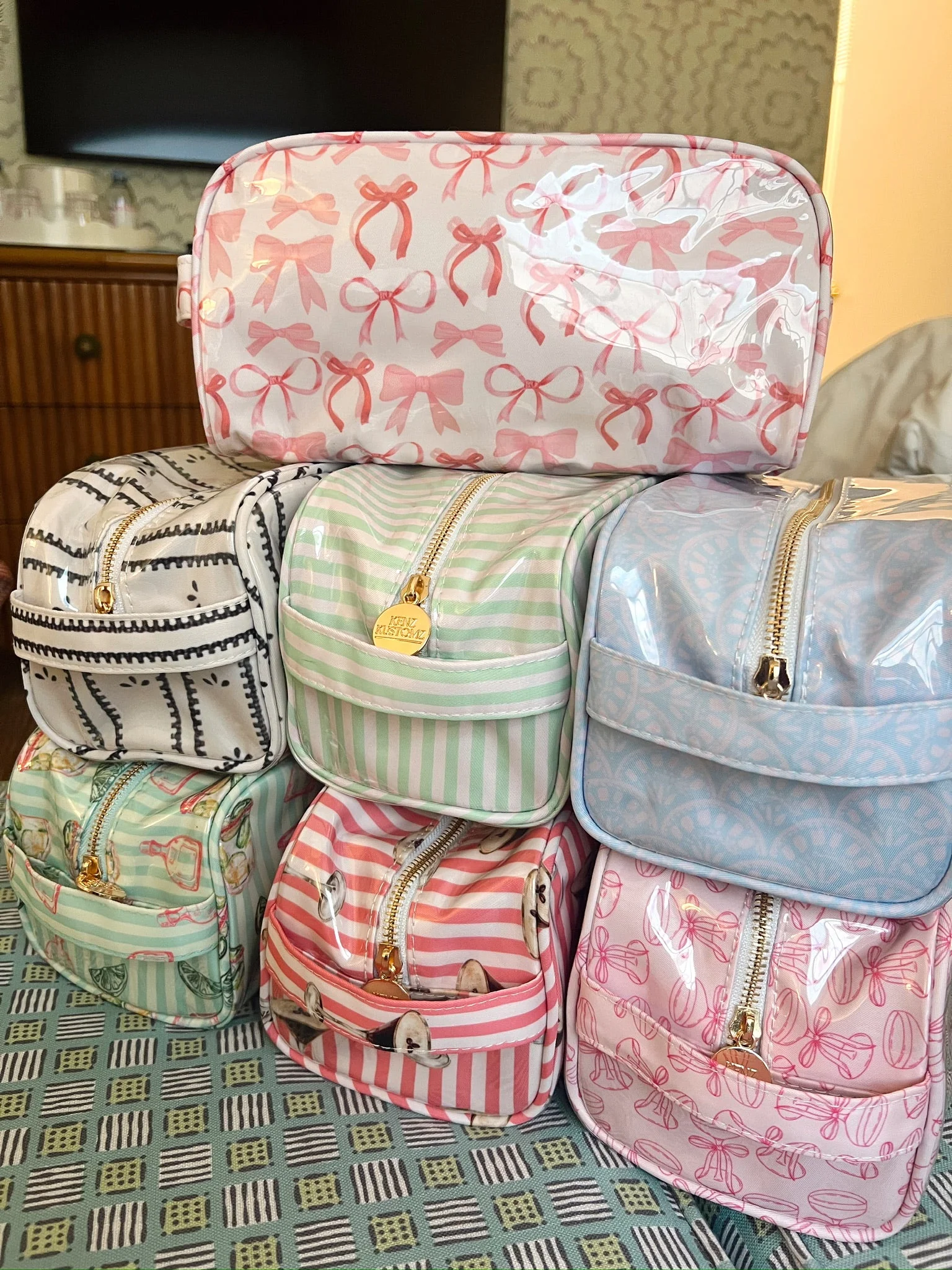 KenzKustomz Clear Coat Toiletry Dopp Kit - Image 28