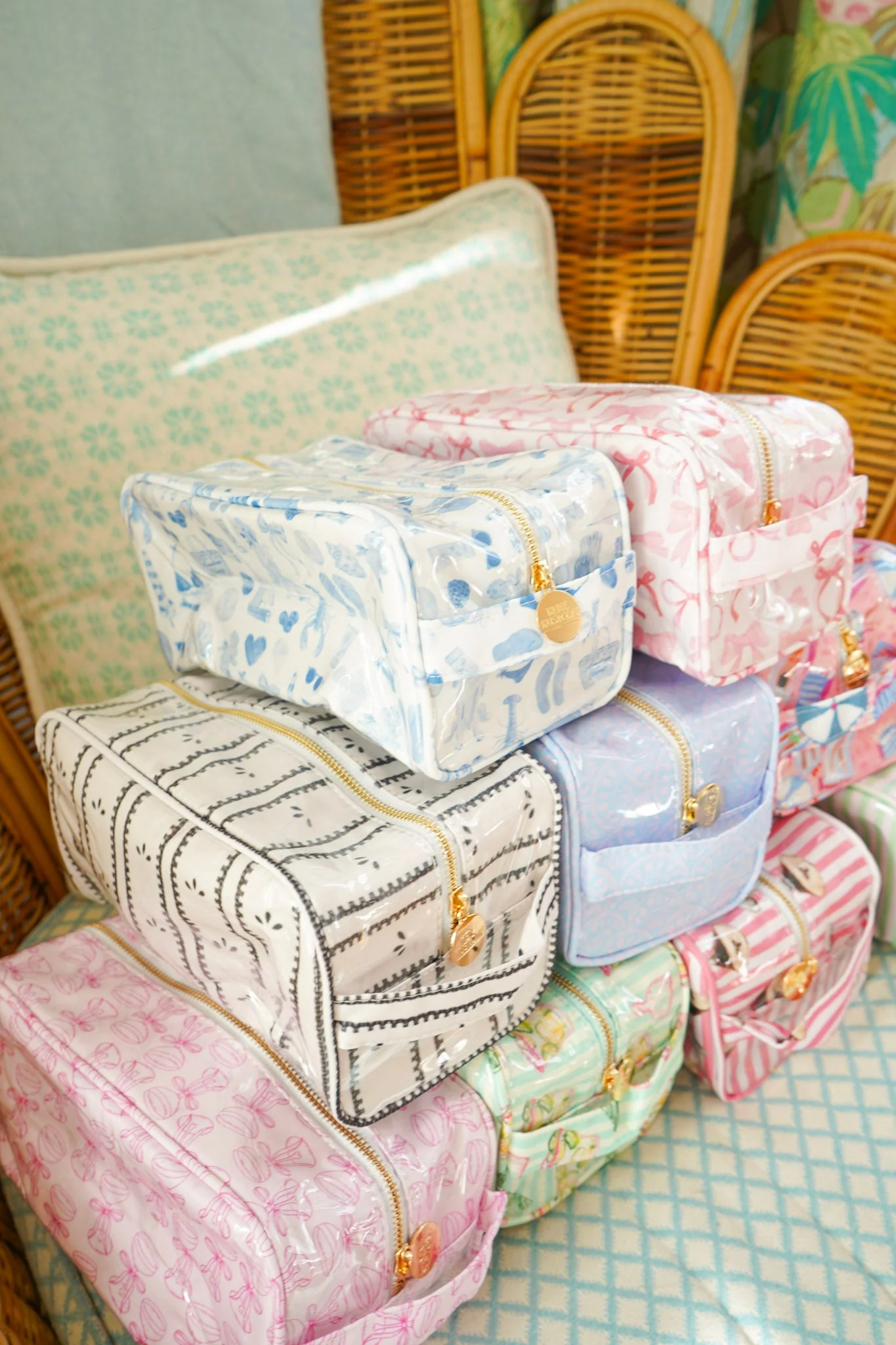 KenzKustomz Clear Coat Toiletry Dopp Kit - Image 4