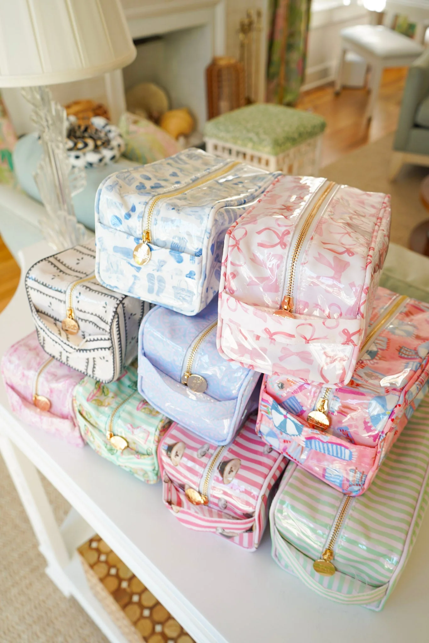 KenzKustomz Clear Coat Toiletry Dopp Kit - Image 40