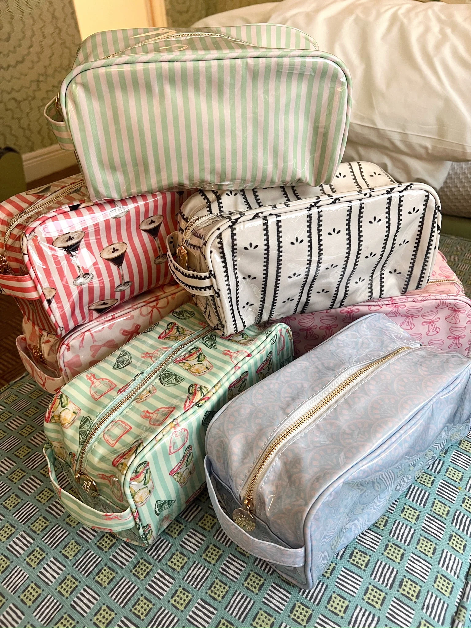 KenzKustomz Clear Coat Toiletry Dopp Kit - Image 7