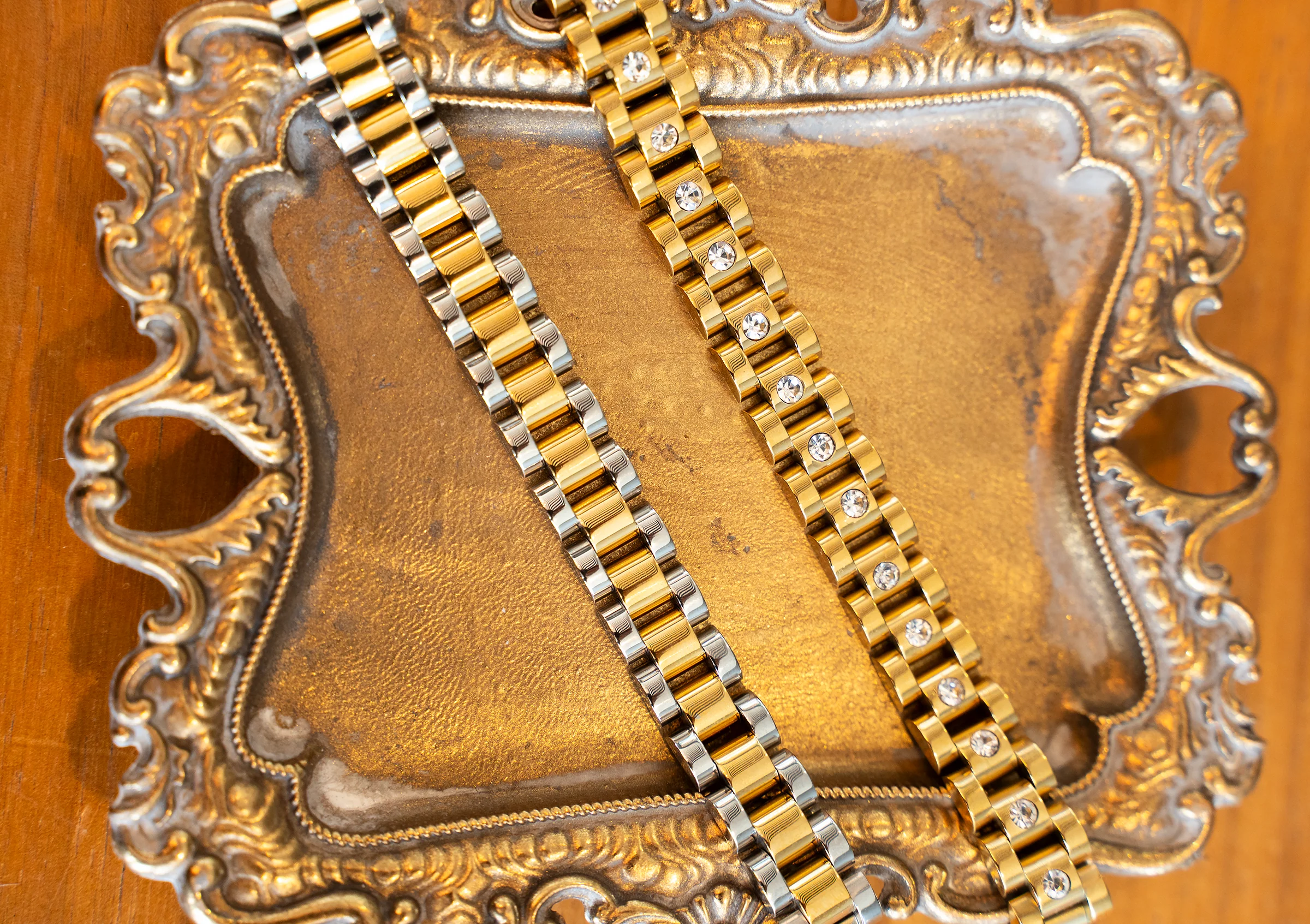 Colleen Gold Band Bracelet - Image 5