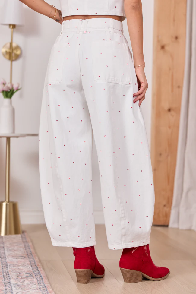 Eileen Bow Printed Barrel Jeans FINAL SALE - Image 5
