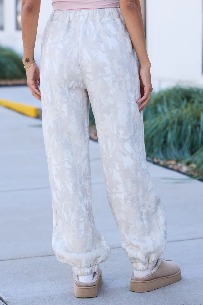 Ember Camo Joggers - Image 4