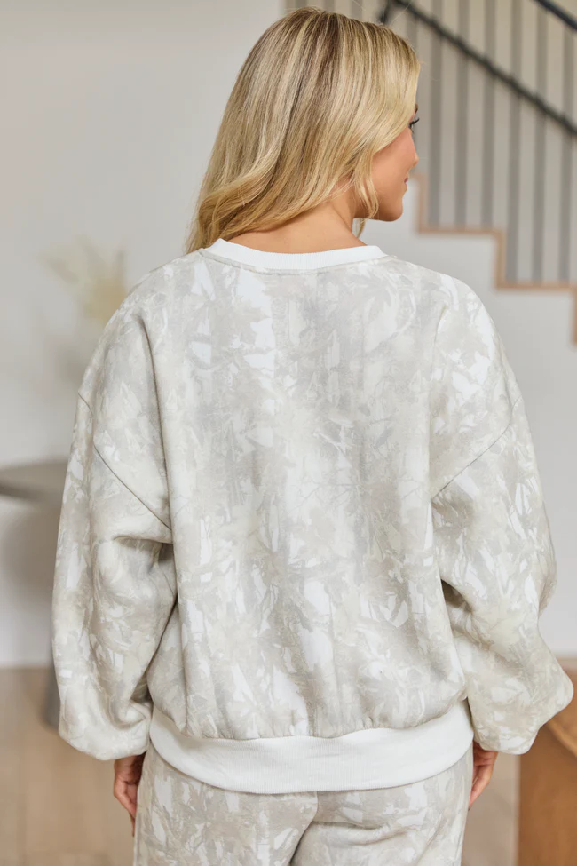 Ember Camo Sweatshirt - Image 11