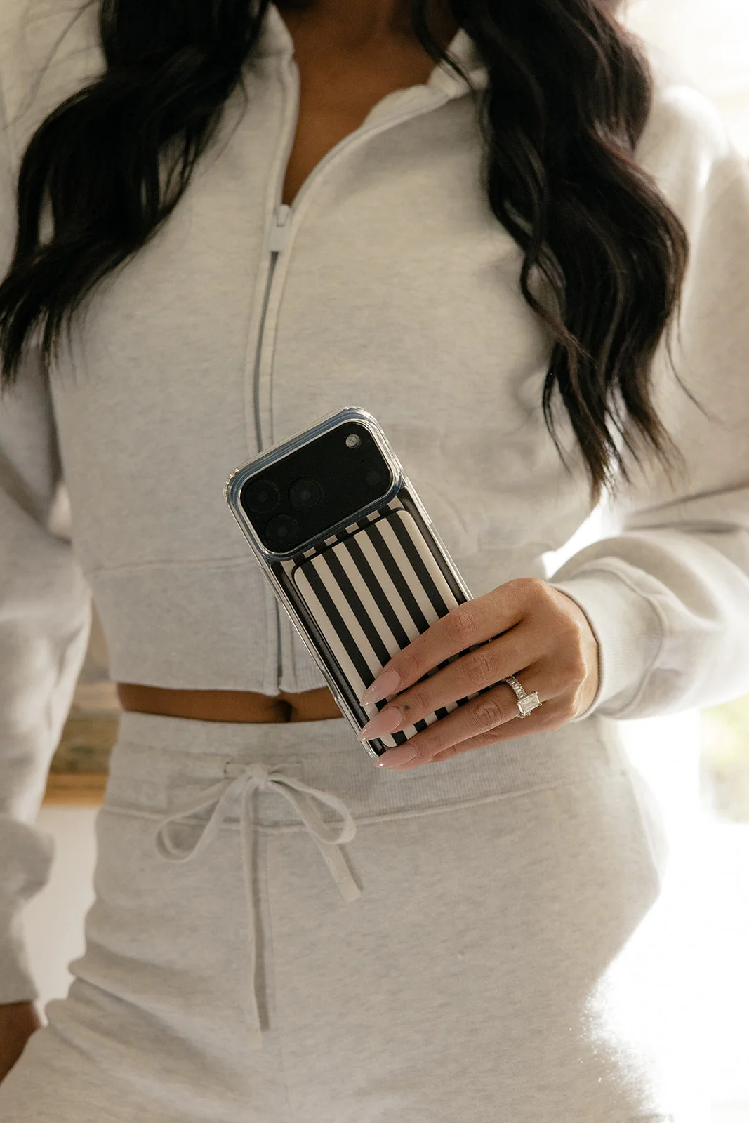Walli Cases - Fine Line Magnetic Case - Image 4