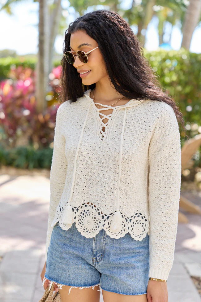 Harrisyn Ivory Cropped Crochet V-Neck Hoodie - Image 3