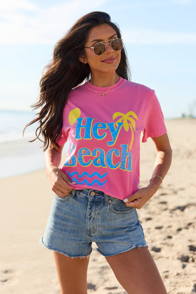 Hey Beach Pink Graphic Tee - Image 3