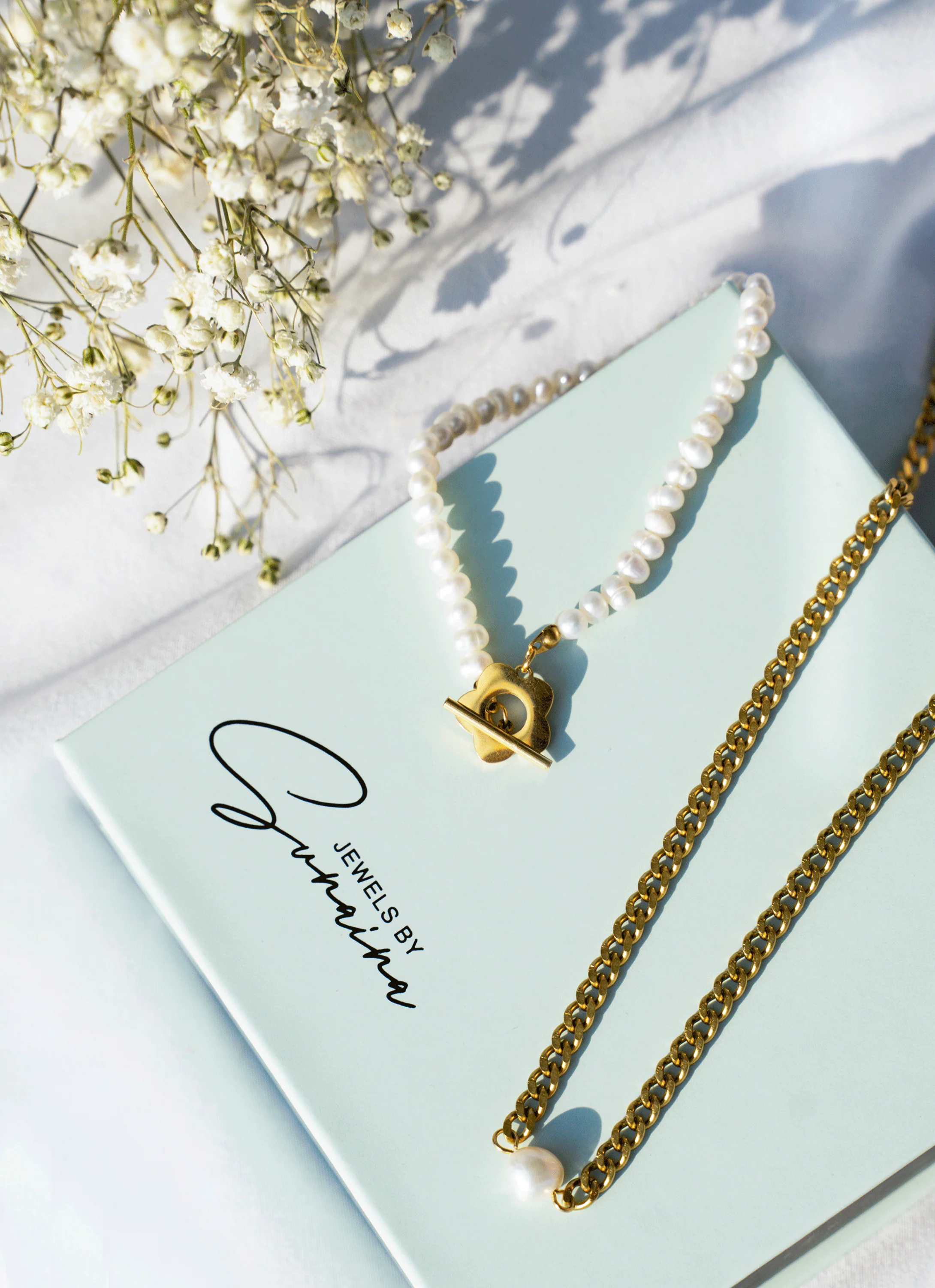 Izzy Pearl Gold Choker Necklace - Image 4