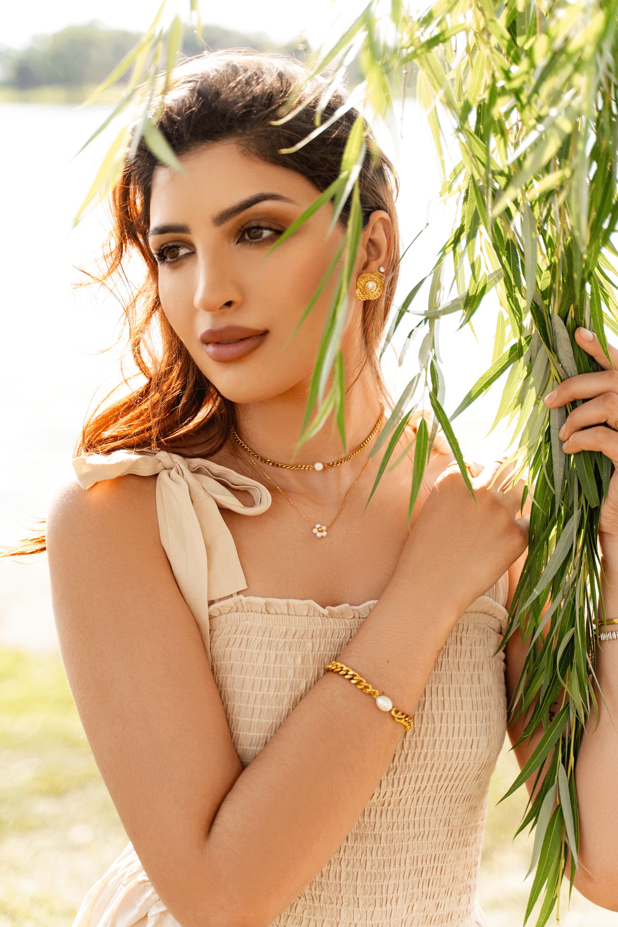 Izzy Pearl Gold Choker Necklace - Image 5
