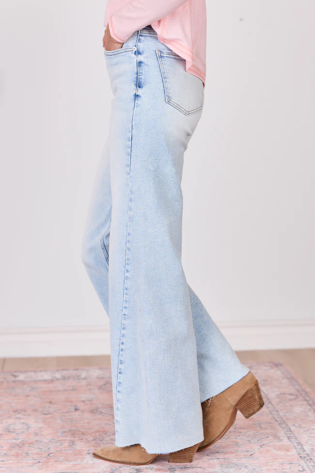 Jayda Bleached Wash Boyfriend Jeans - Image 3