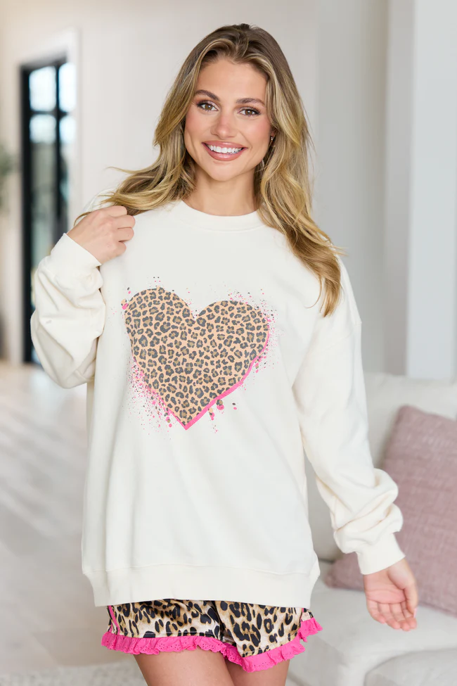 Leopard Heart Cream Graphic Sweatshirt - Image 3