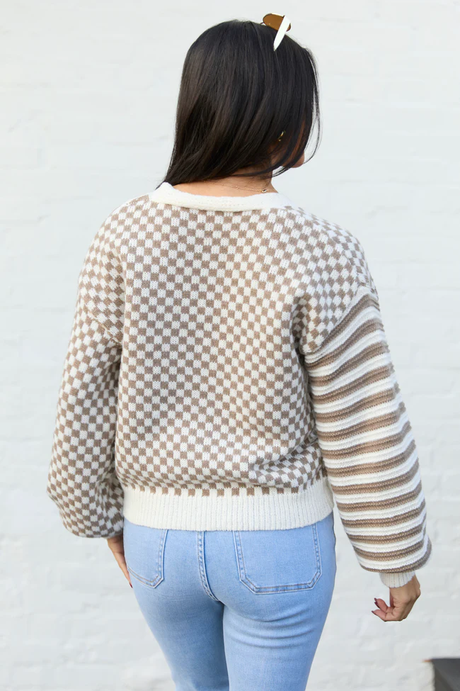 Samara Checkered And Stripes Brown And Cream Cardigan - Image 4