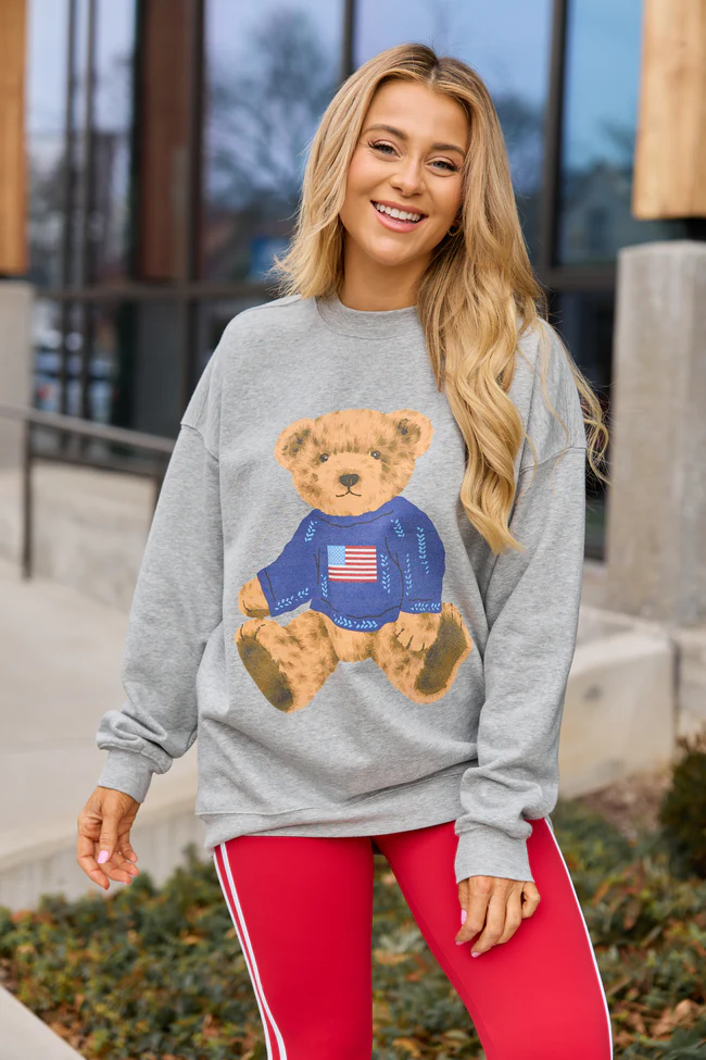 Vintage Teddy Bear Flag Light Grey Graphic Sweatshirt - Image 4